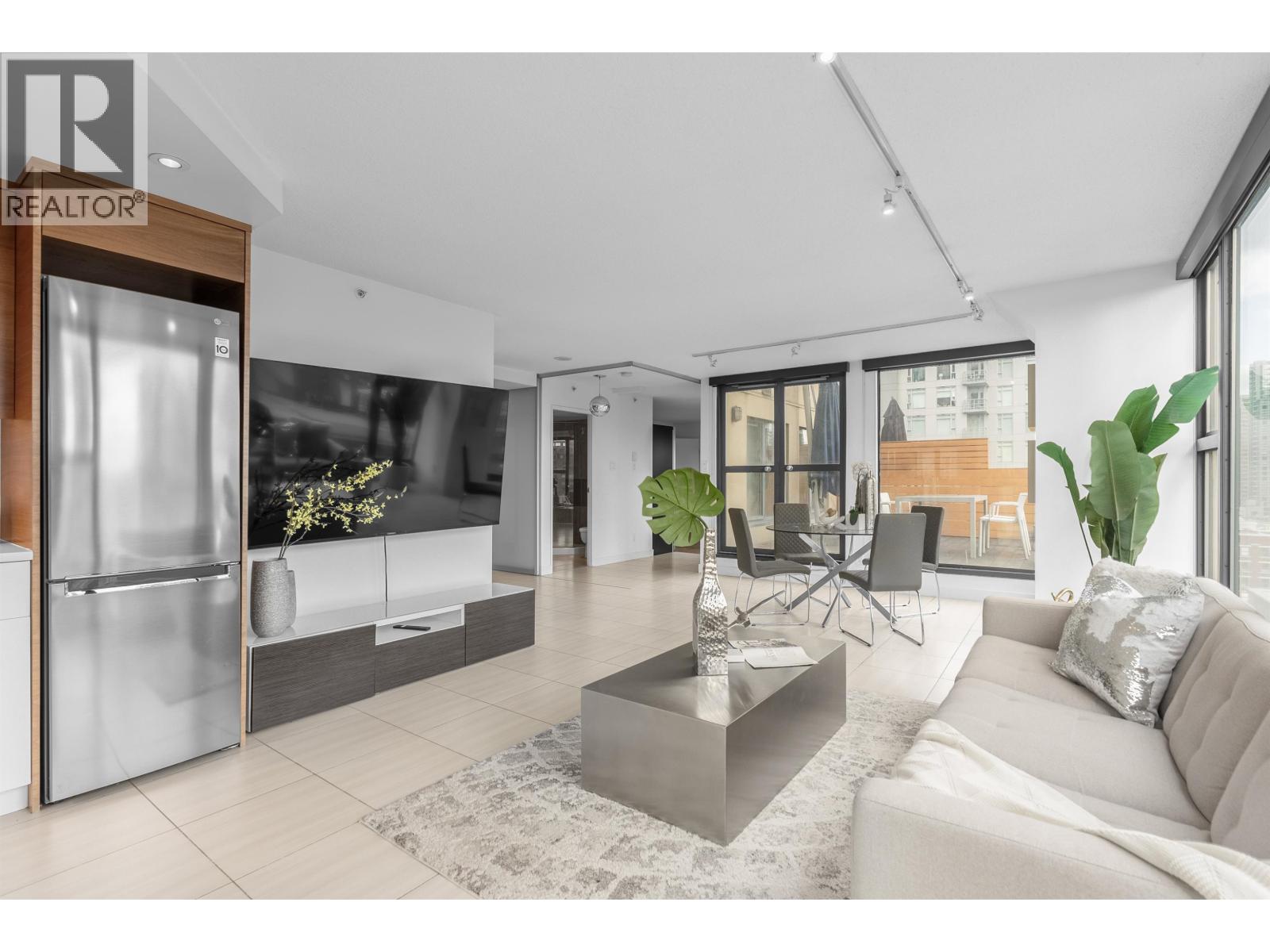 1001 1155 HOMER STREET