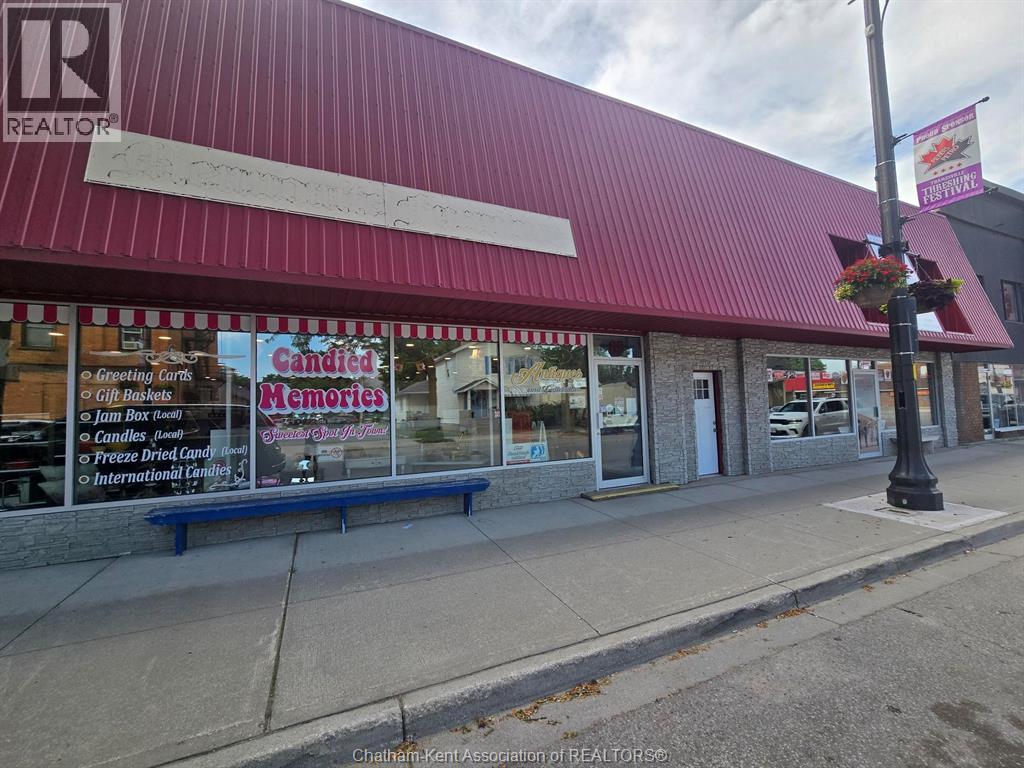 Photo 1 of 16 — 69/71 LONDON ROAD, Thamesville, ON N0P2K0