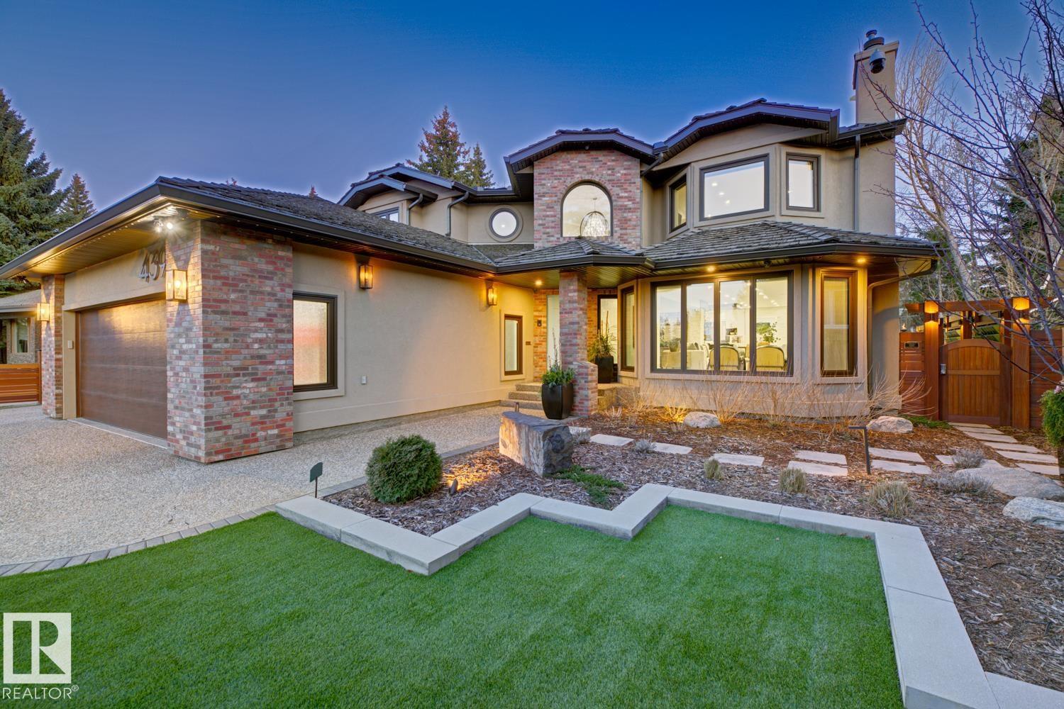 439 ROONEY CR NW