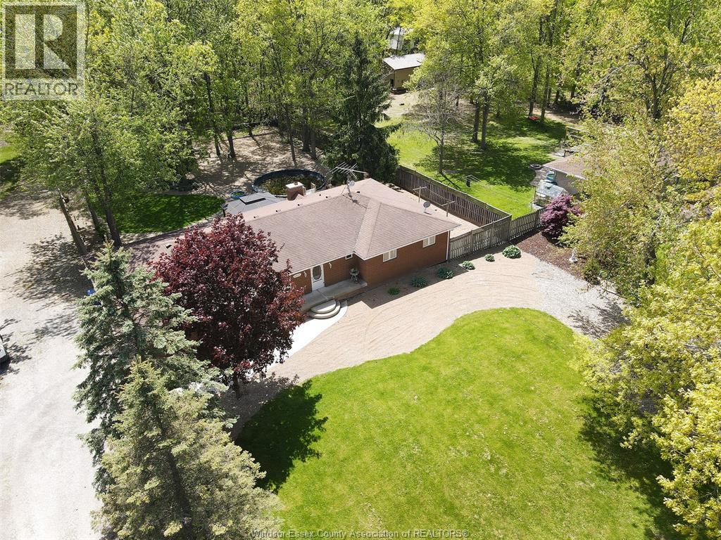 9907 Concession 9 ROAD