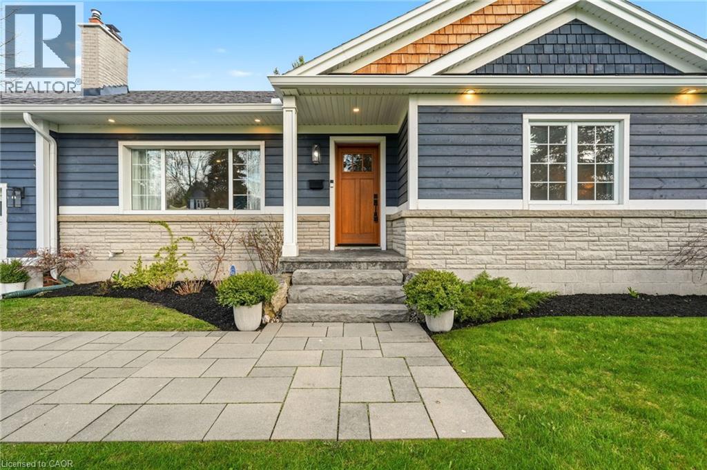 2223 DEYNCOURT Drive