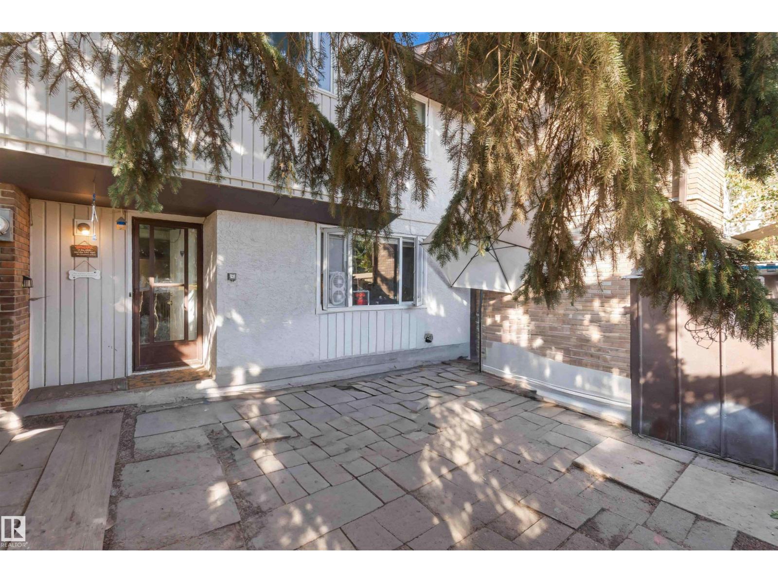 #15 14205 82 ST NW