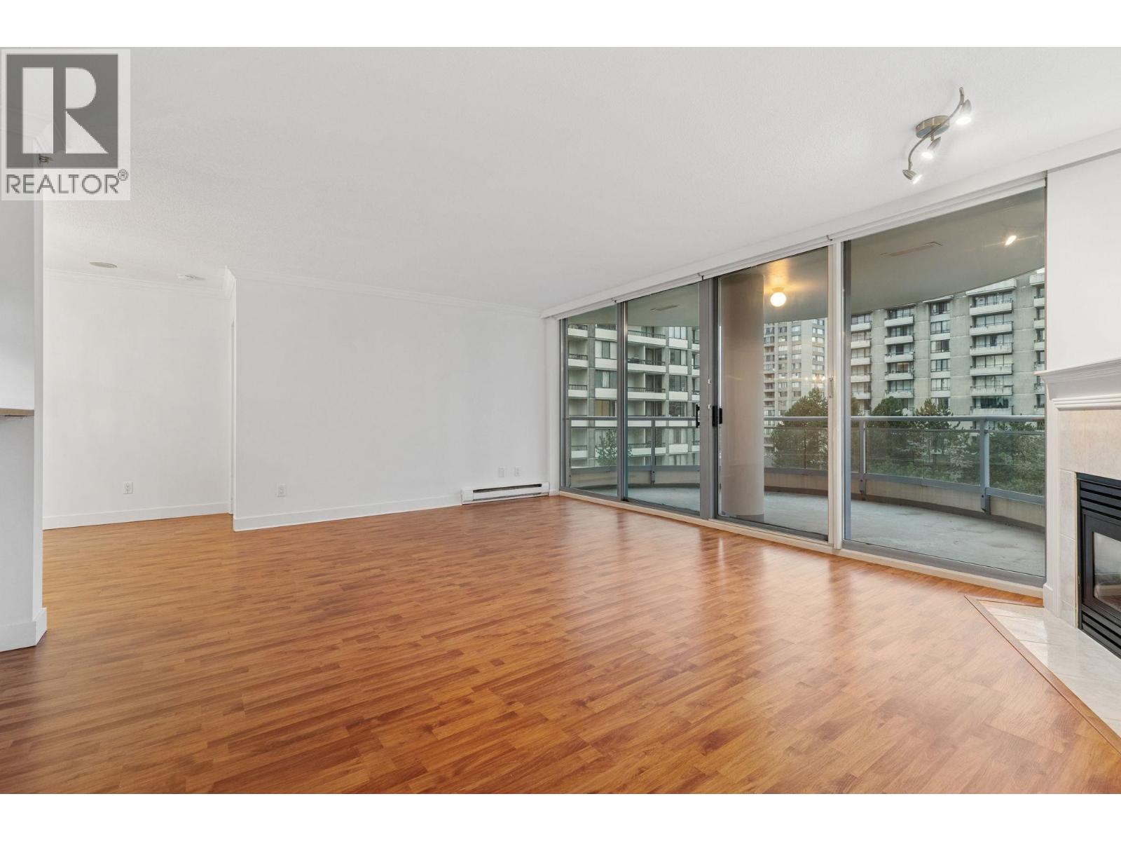 701 739 PRINCESS STREET