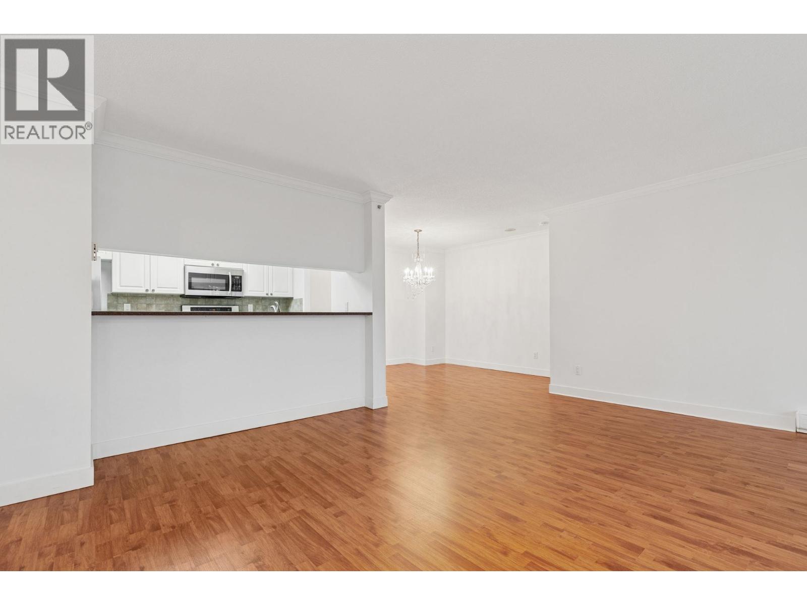 701 739 PRINCESS STREET