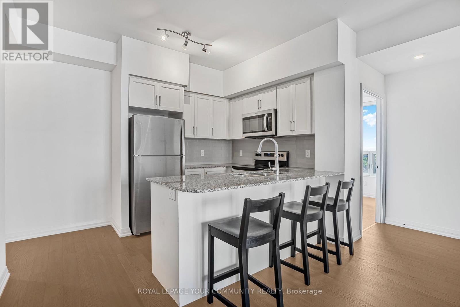 802 - 155 CAROLINE STREET