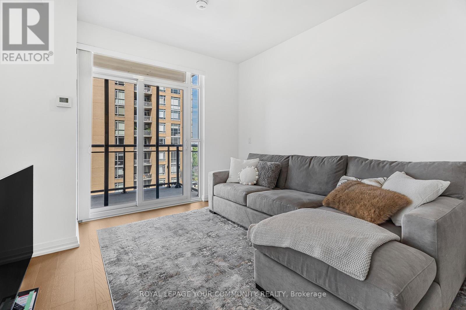 802 - 155 CAROLINE STREET