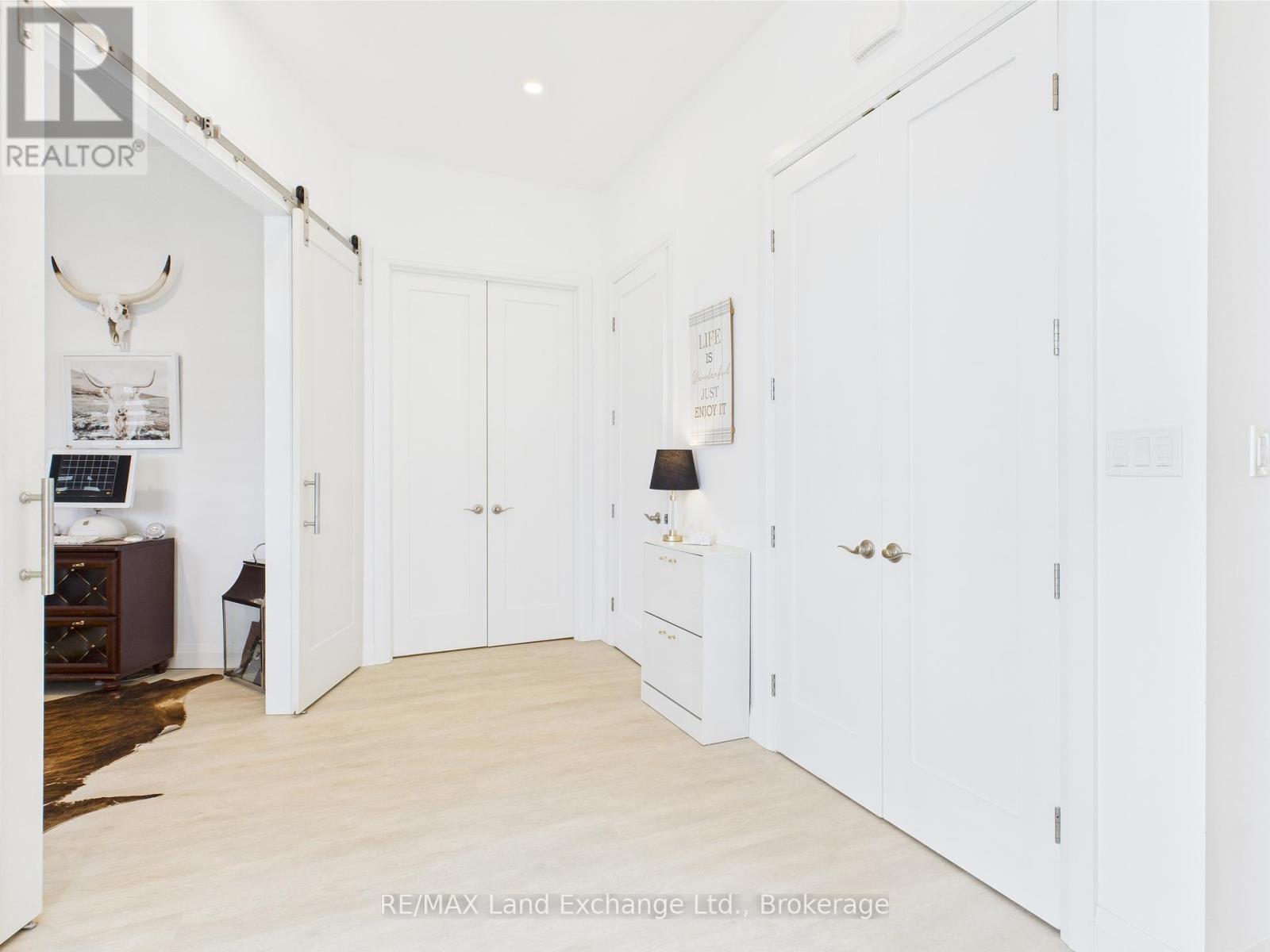12 SUNSET PLACE