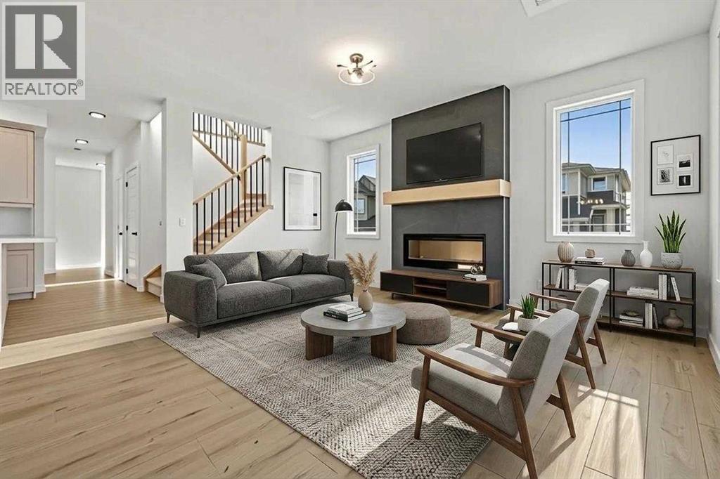 571 Buffaloberry Manor SE
