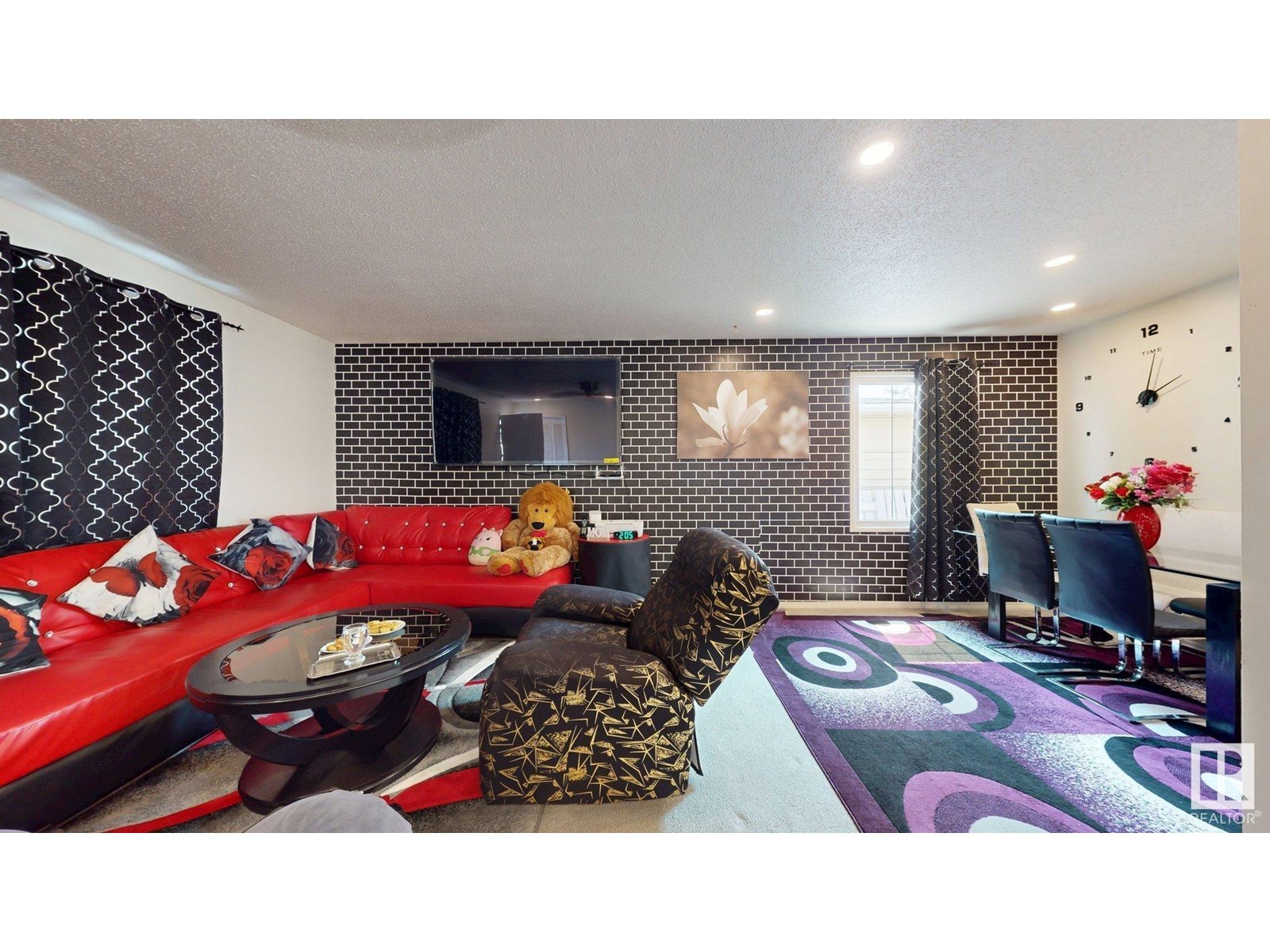 12812 45 st NW