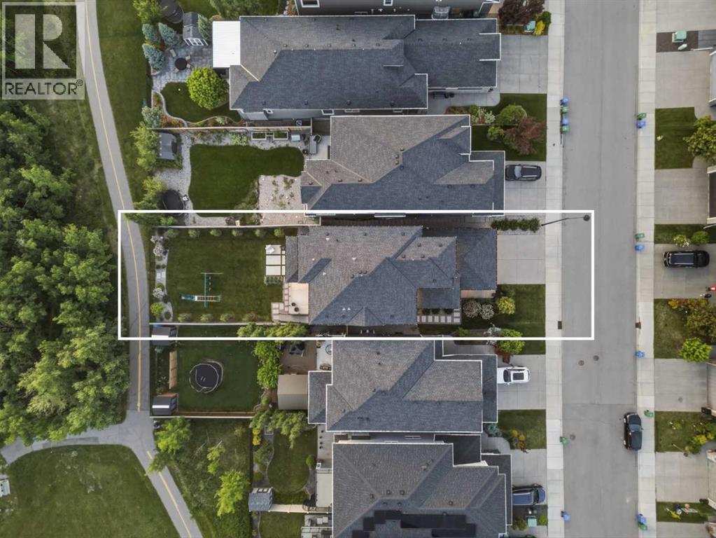 137 West Grove Point SW