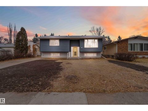 14 GOODRIDGE DR St. Albert AB T8N2A8