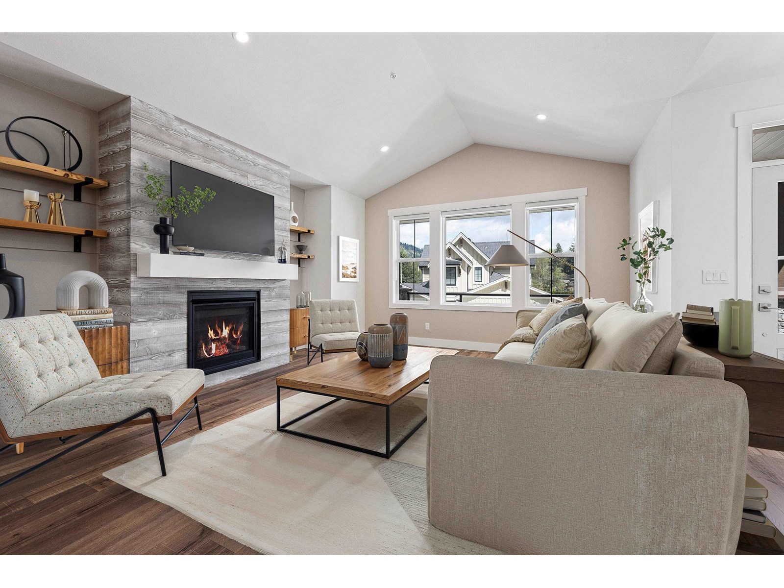 83 1880 COLUMBIA VALLEY ROAD|Cultus Lake South