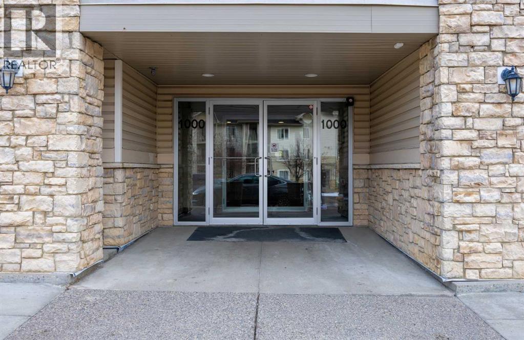 1118, 2371 Eversyde Avenue SW