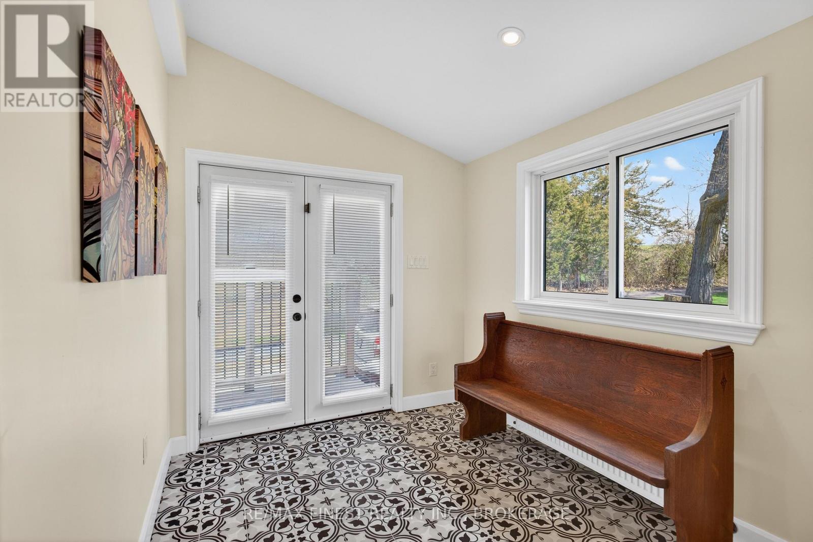 79 HICKORY LANE