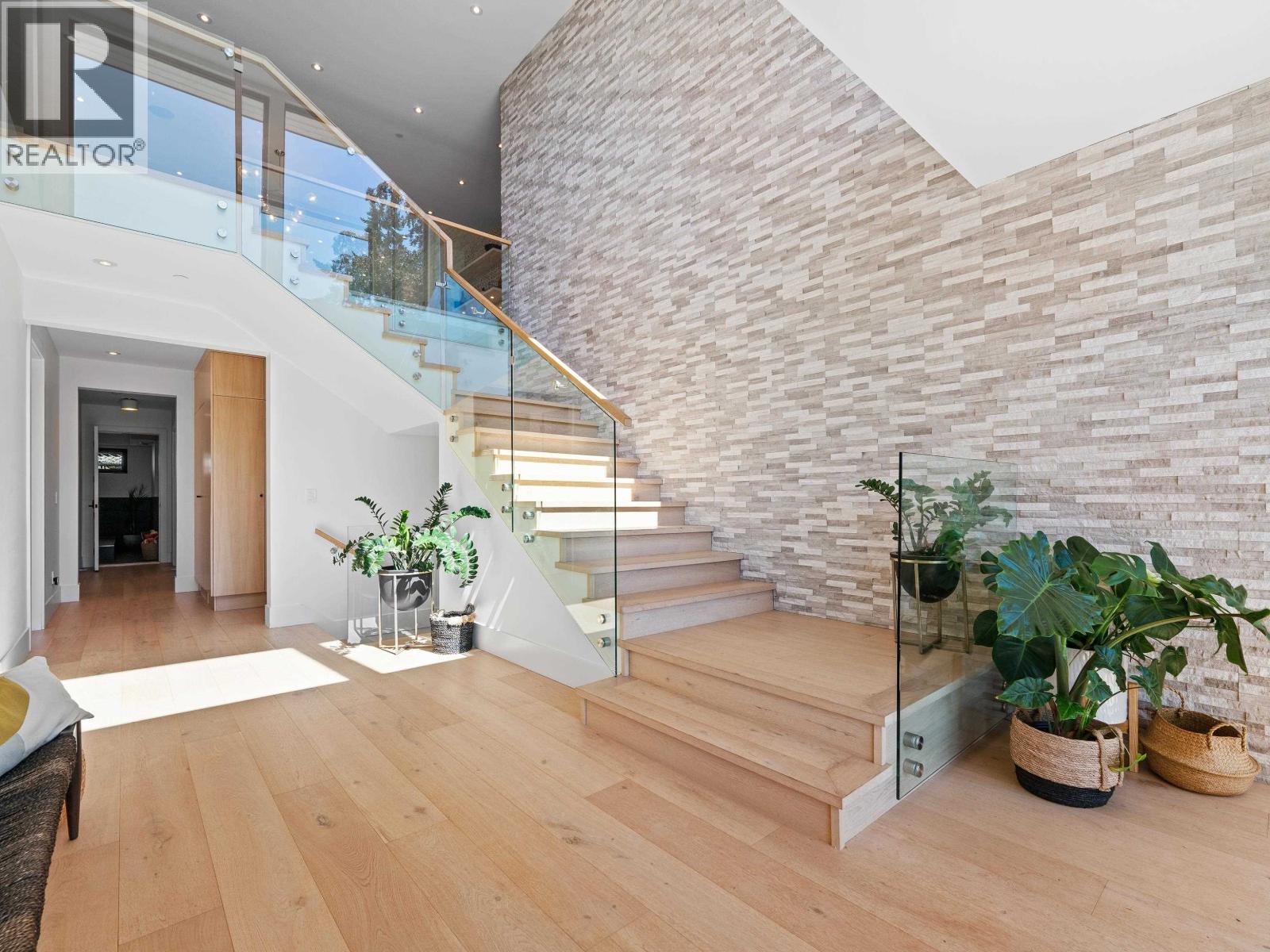 4701 PICCADILLY SOUTH ROAD