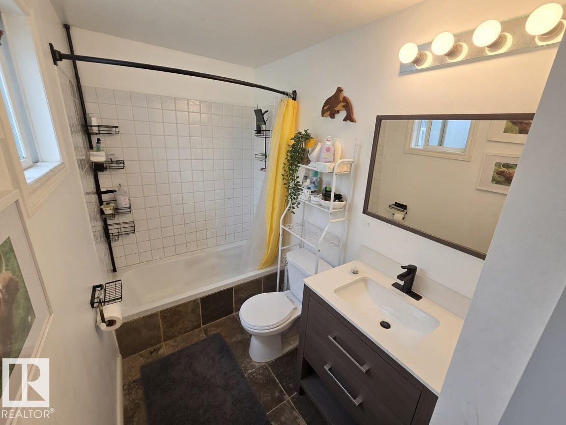 12732 120 ST NW