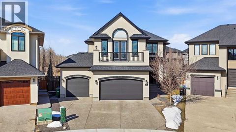 75 Aspen Summit Court SW Calgary AB T3H0Z3