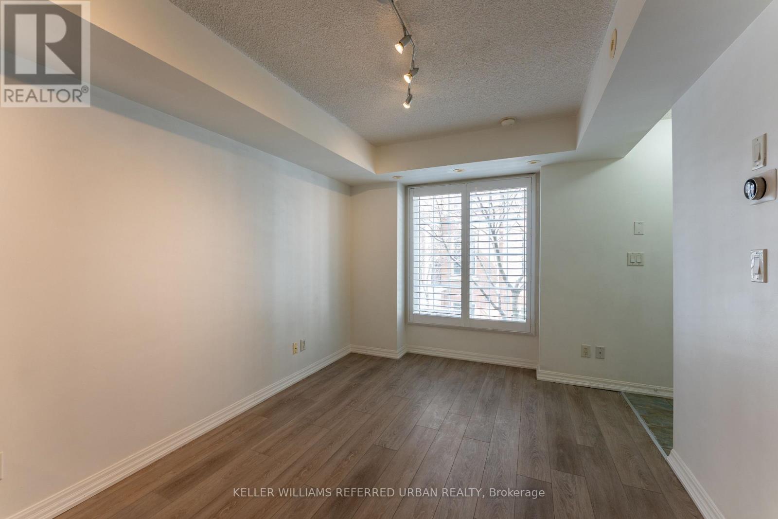 651 - 3 EVERSON DRIVE