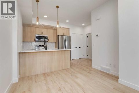 582 Seton Circle SE Calgary AB T3M3Y5