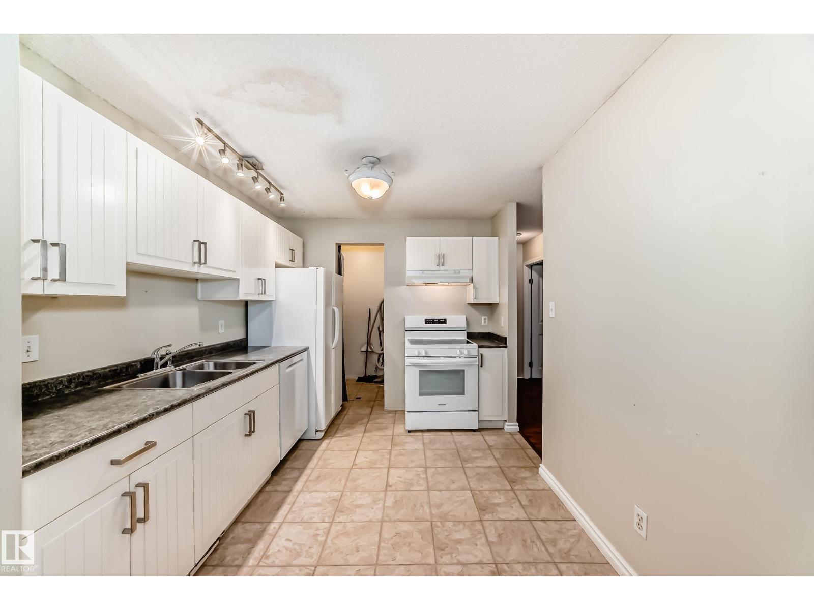 1126 SADDLEBACK RD NW