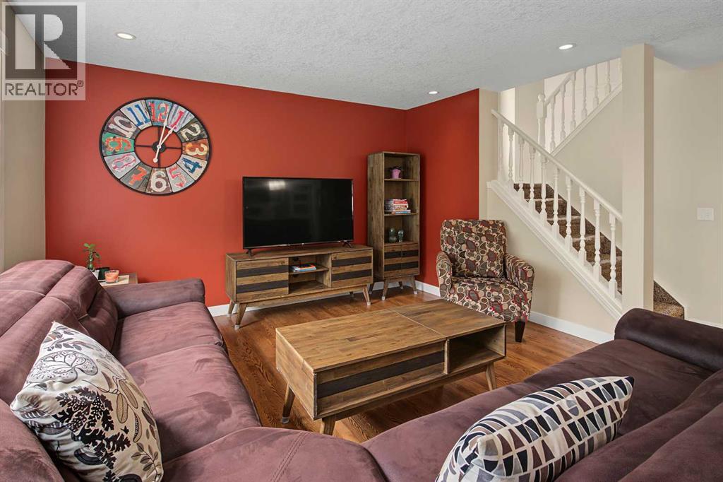 21 Edgebrook Park NW