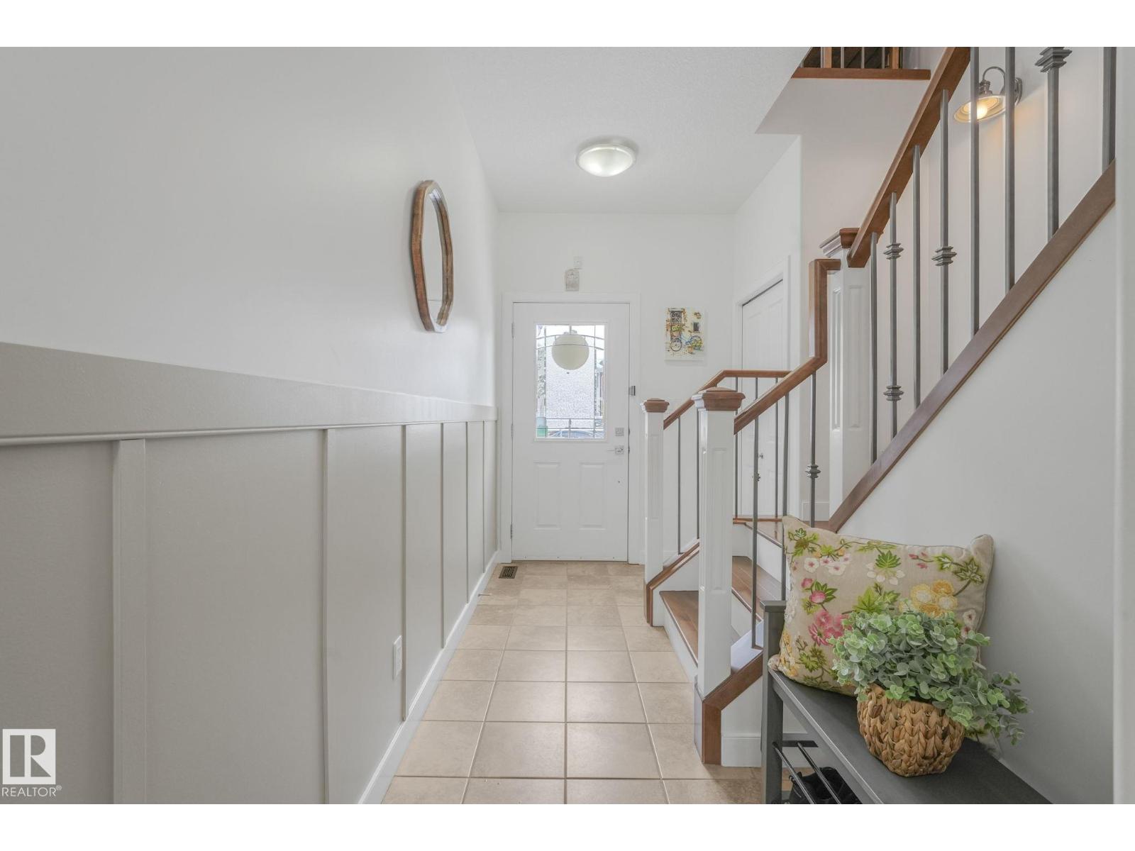 #3 450 MCCONACHIE WY NW