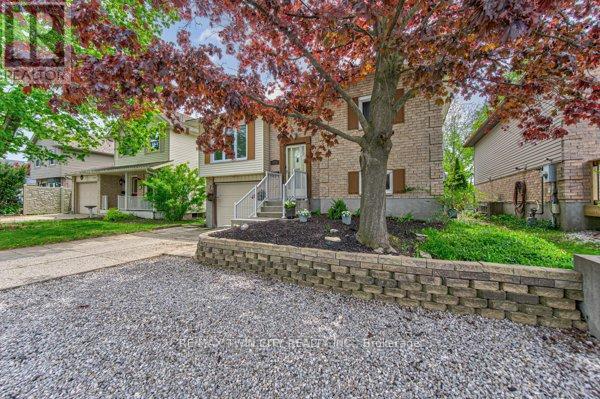 414 WOODS LANE
