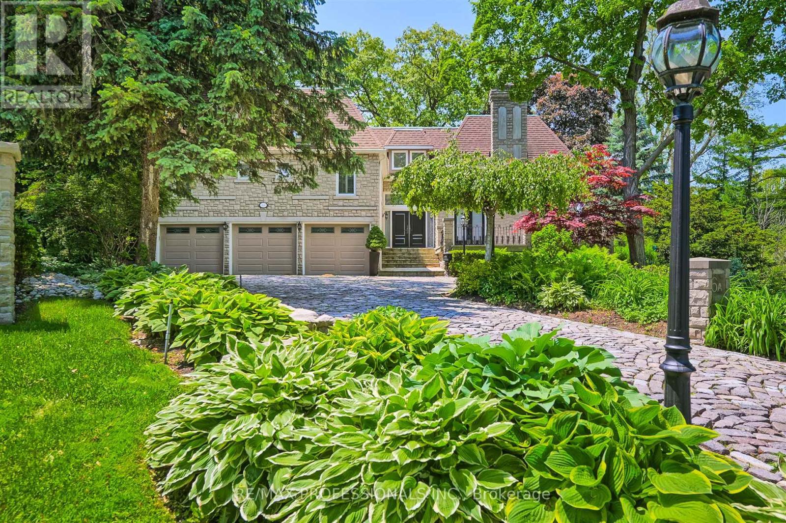 6A EDENBROOK HILL