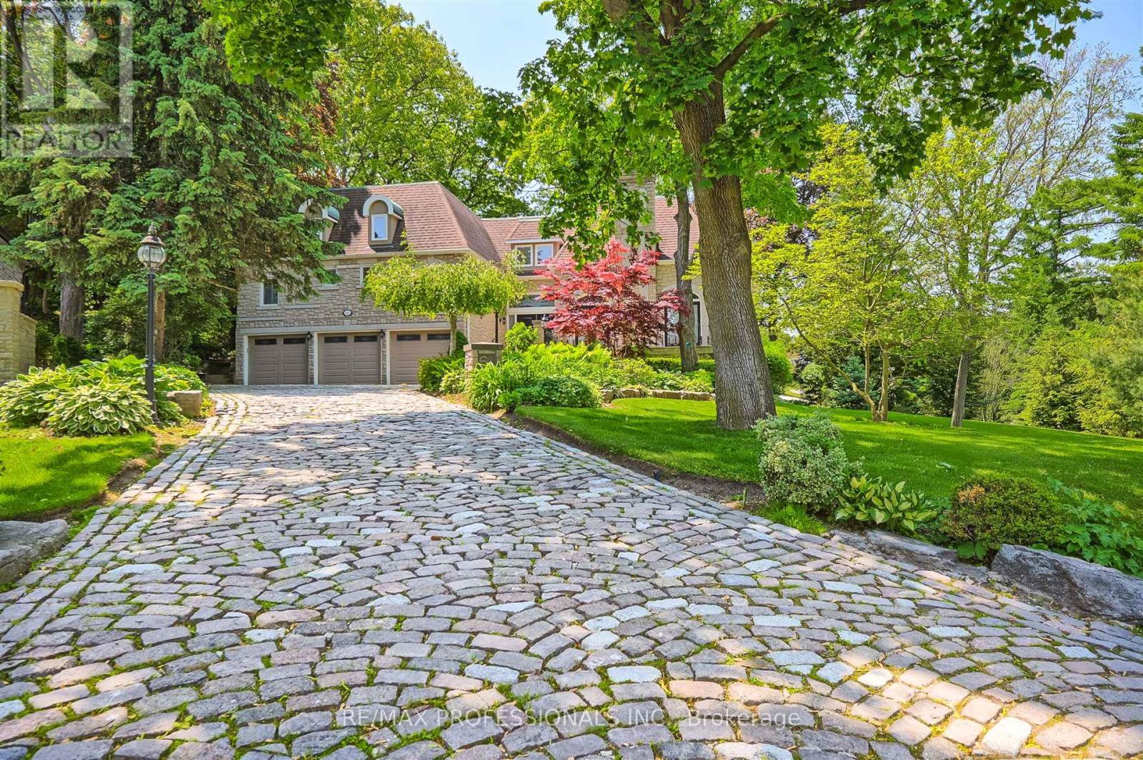 6A EDENBROOK HILL