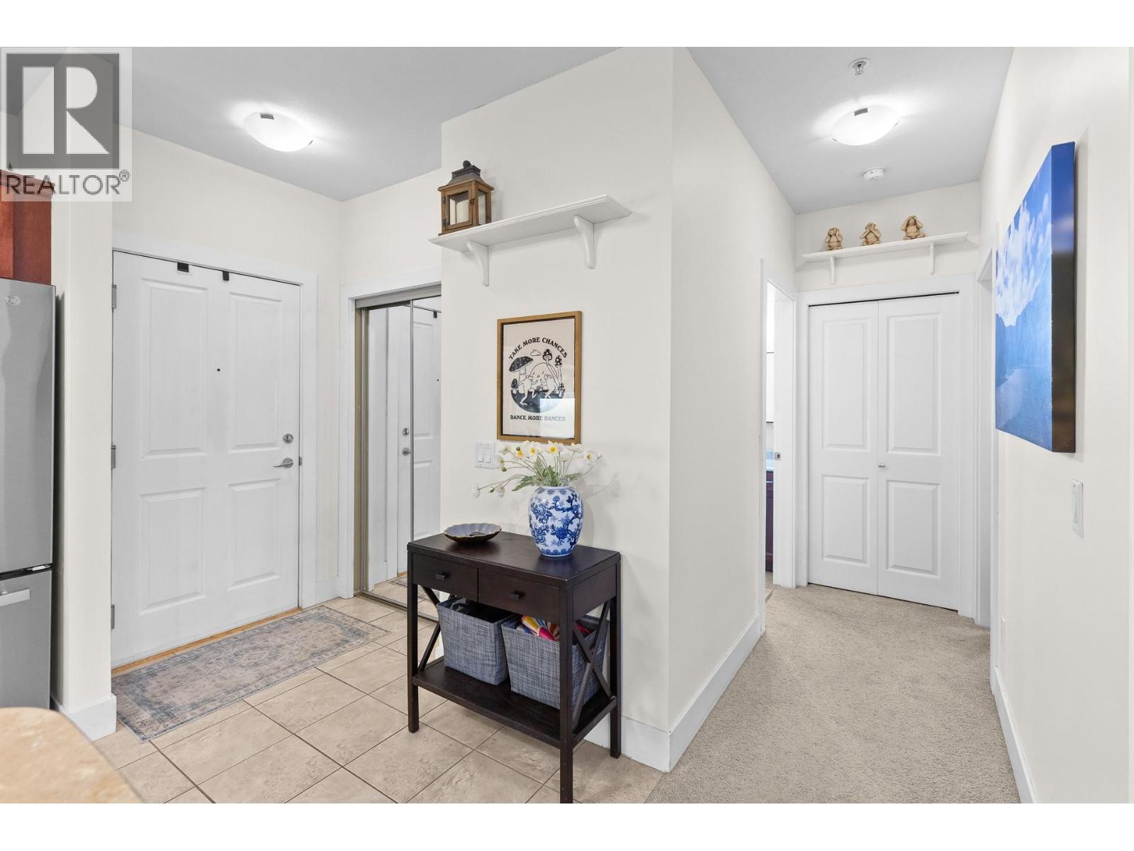 2532 Shoreline Drive Unit# 205