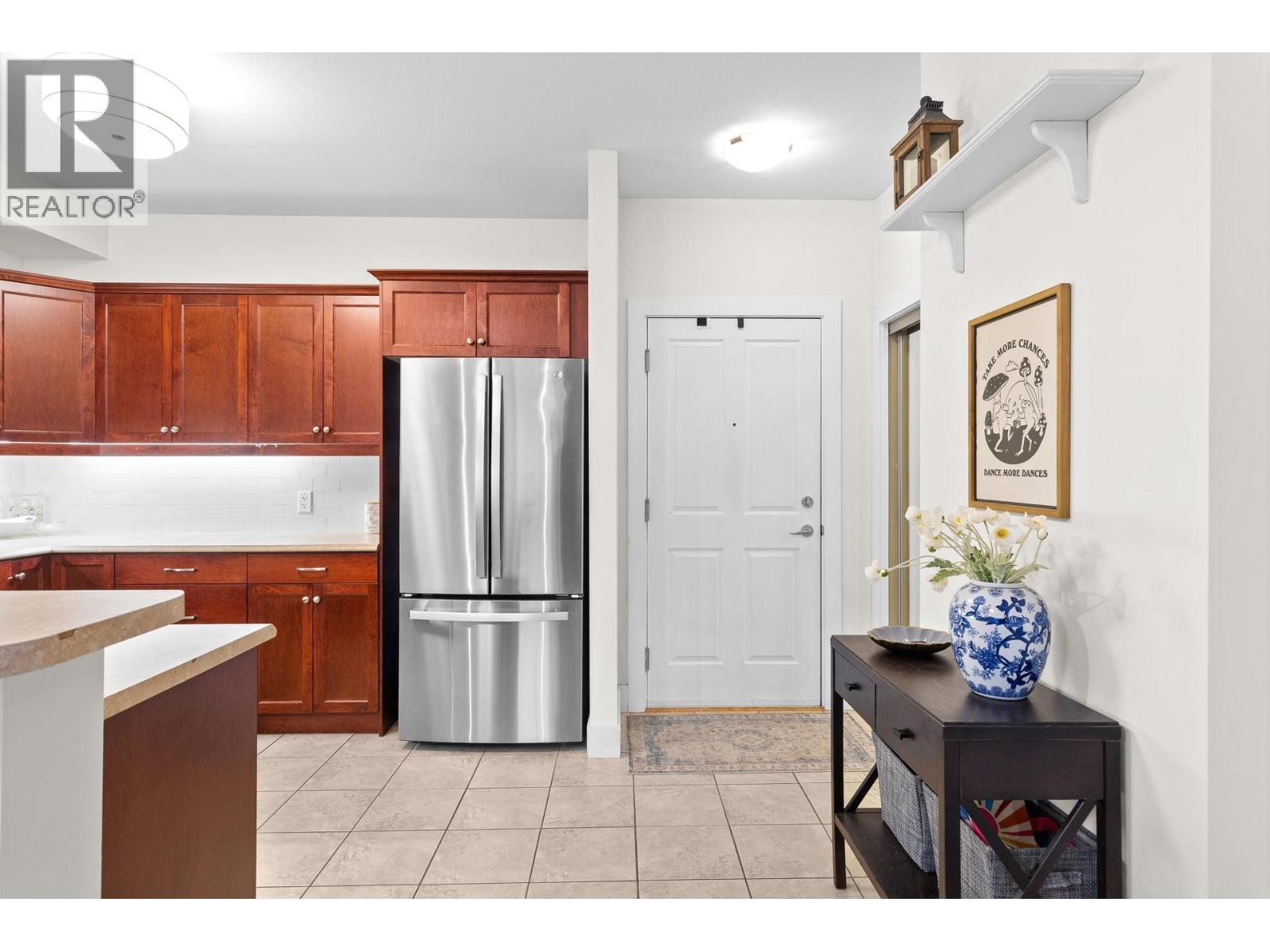 2532 Shoreline Drive Unit# 205