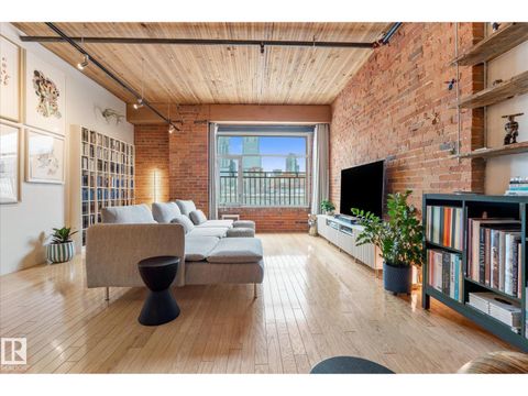 #310 10301 109 ST NW Edmonton AB T5J1N4