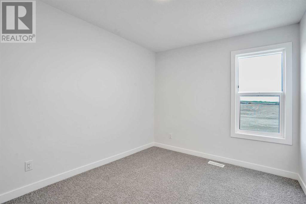 3483 chestermere Boulevard