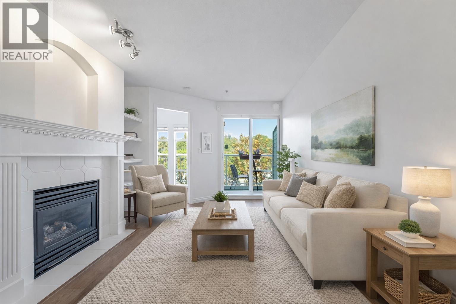 408 5723 COLLINGWOOD STREET