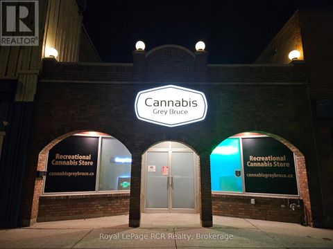 236 8TH STREET E Owen Sound ON N4K1L1