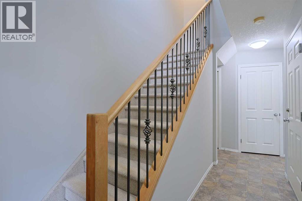 322 Country Village Cape NE