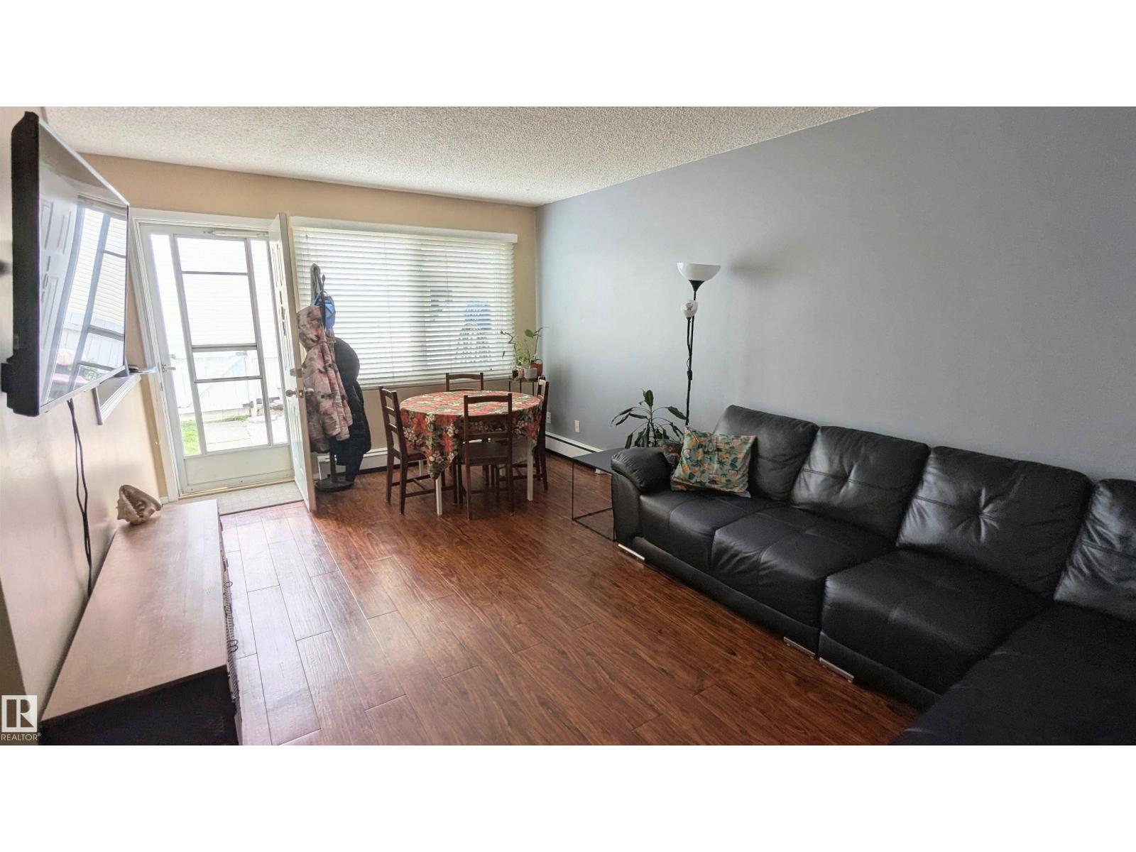 #104 16344 109 ST NW