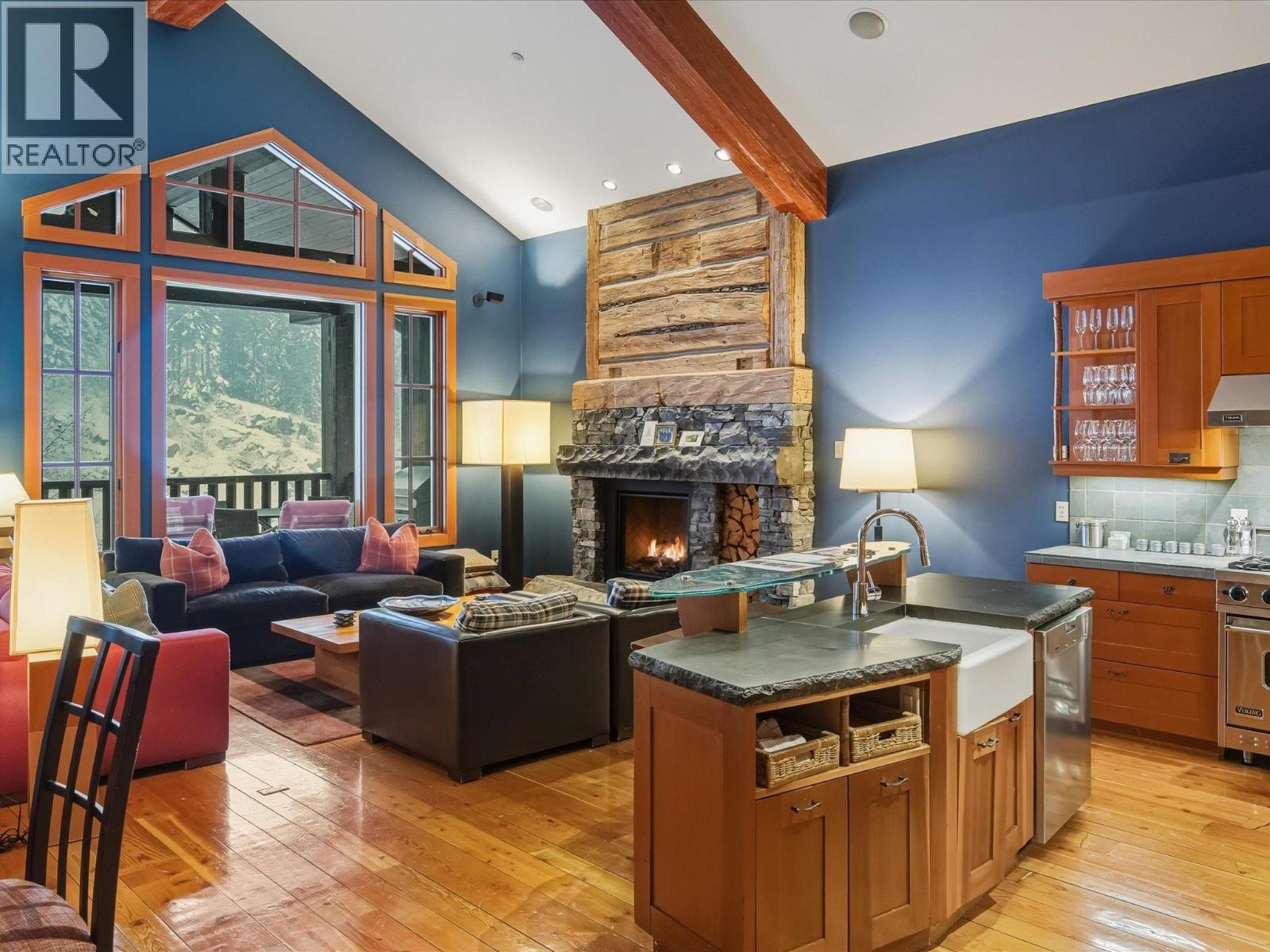 10J 2300 NORDIC DRIVE