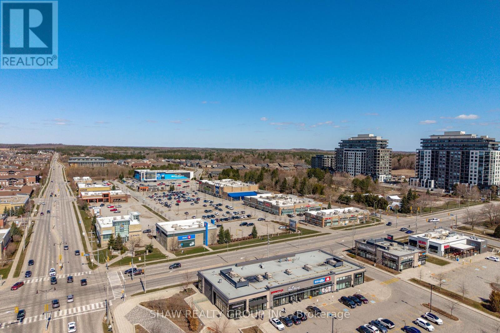 805 - 332 GOSLING GARDENS