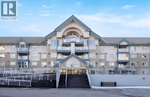 311, 7239 Sierra Morena Boulevard SW Calgary AB T3H3L7