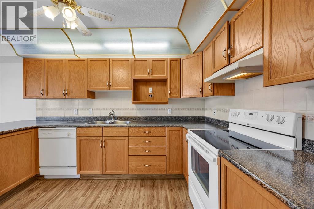 311, 7239 Sierra Morena Boulevard SW