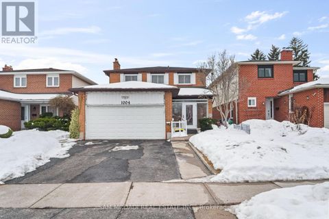 1004 QUEENSBRIDGE DRIVE Mississauga (Creditview) ON L5C3R1