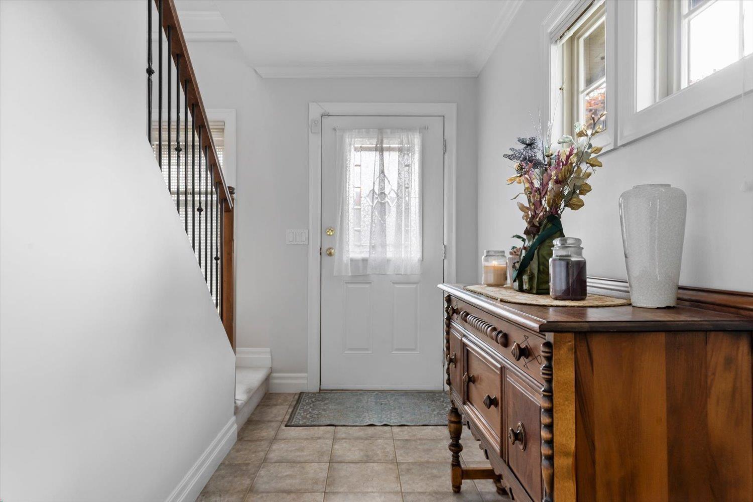 49 6887 SHEFFIELD WAY|Sardis East Vedder