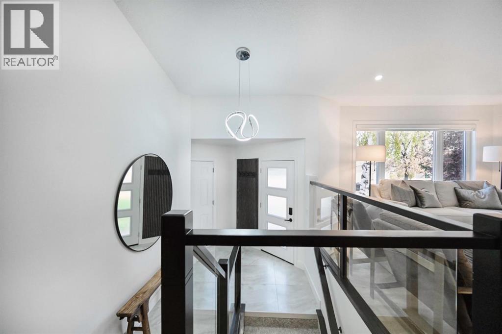 941 west chestermere Drive