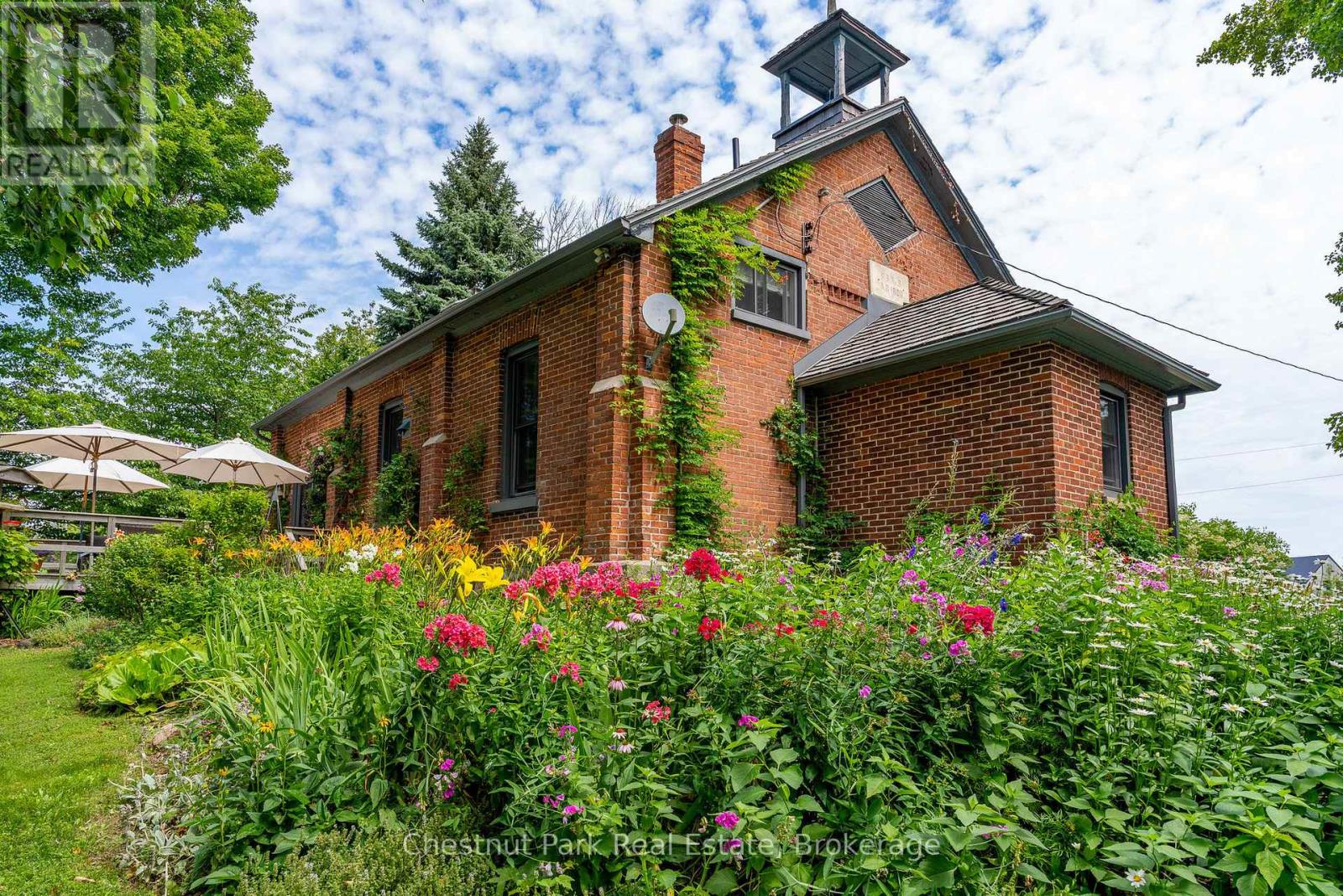 137312 GREY ROAD 12