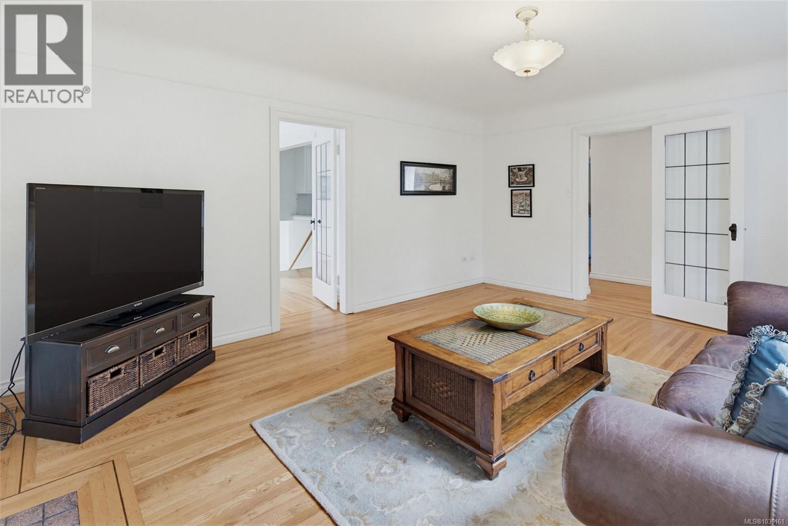 1250 Rockland Ave