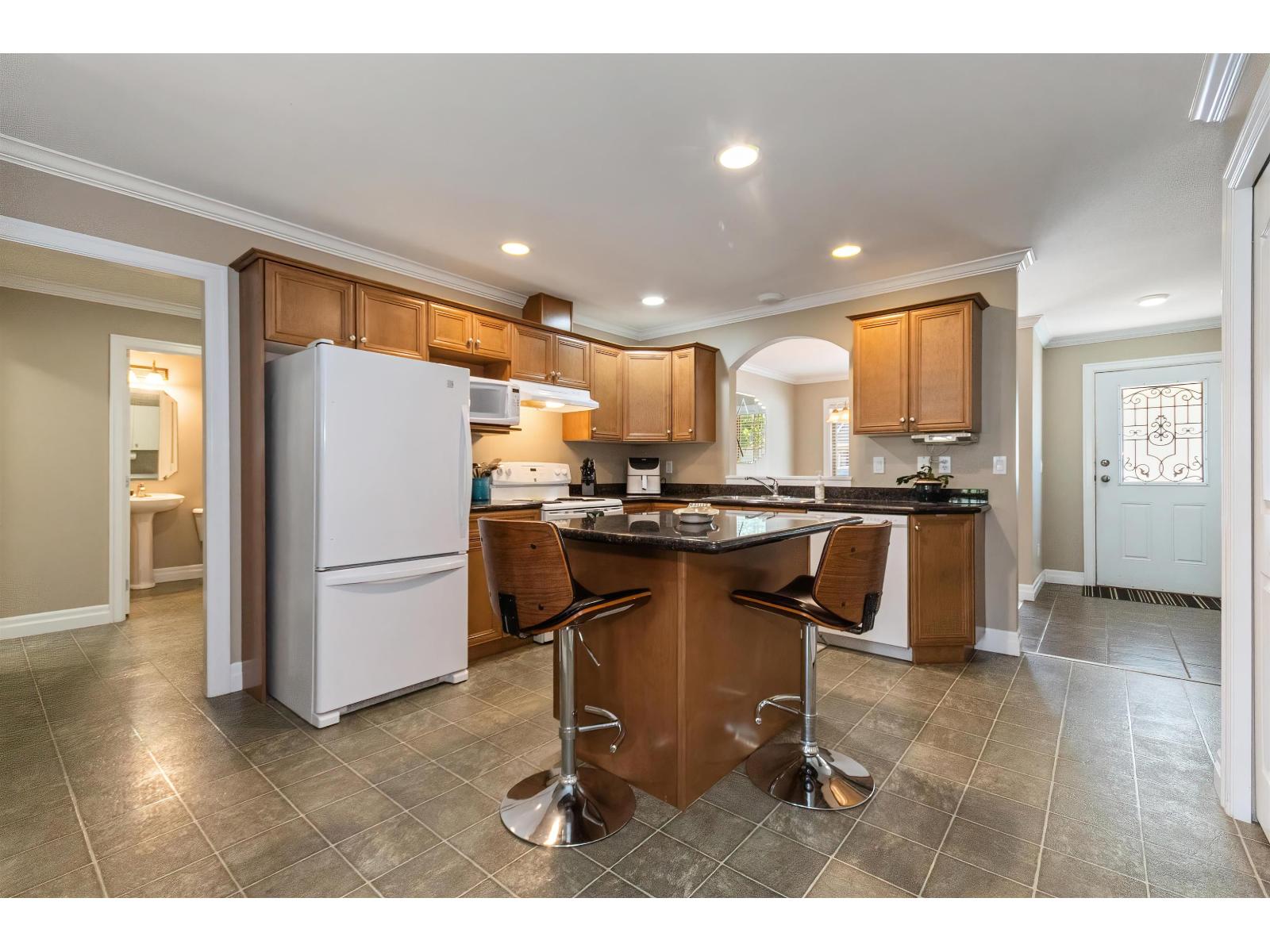 35 6449 BLACKWOOD LANE|Sardis South