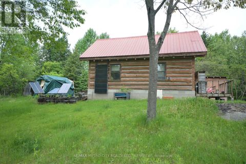 6340 MURPHY ROAD Greater Madawaska ON K7V3Z9