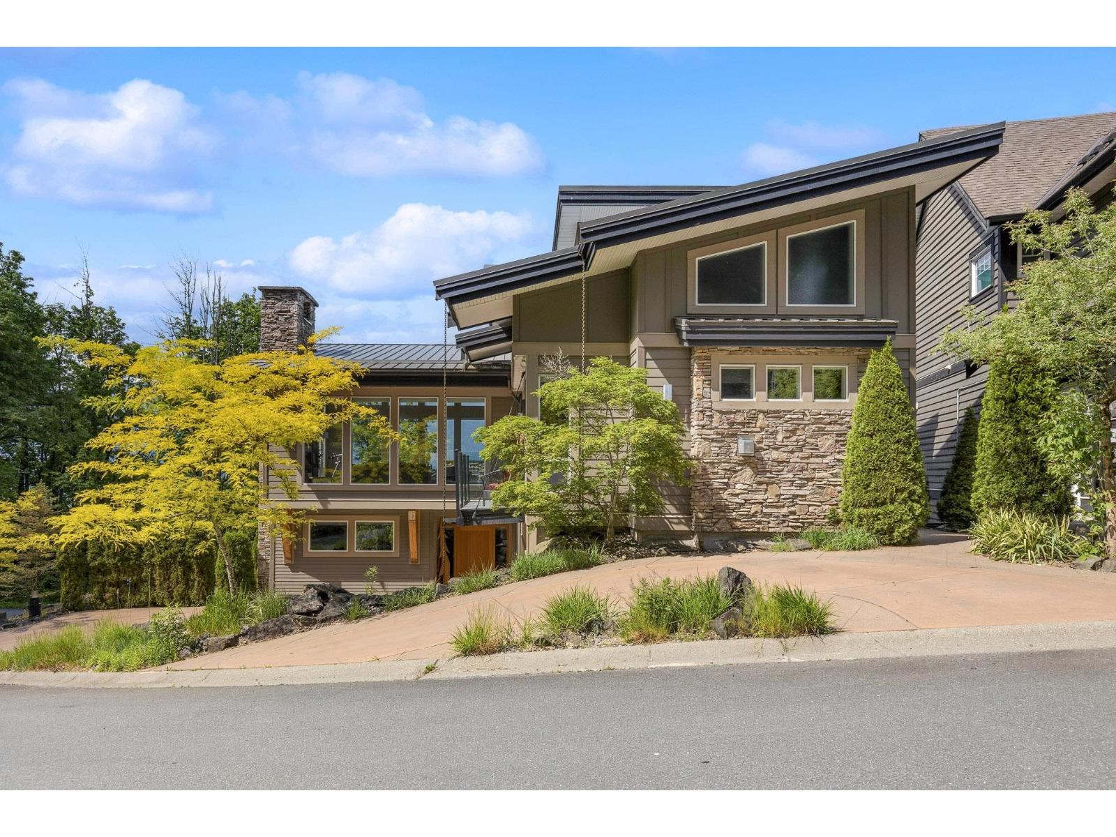 1 43462 ALAMEDA DRIVE|Chilliwack Mountain
