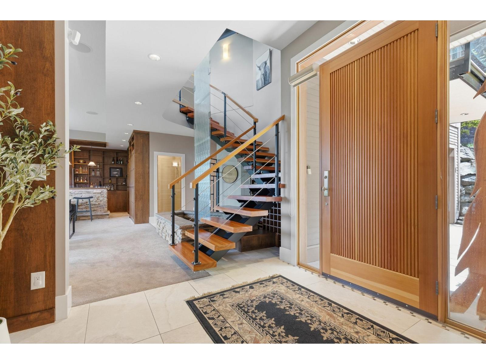 1 43462 ALAMEDA DRIVE|Chilliwack Mountain